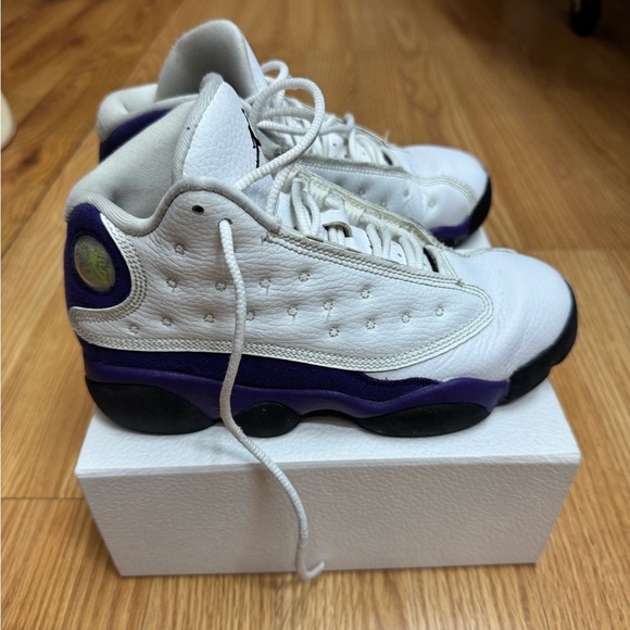 JORDAN. White and Black High-Top Sneakers with Padded Ankle Collar - Picture 2 of 4